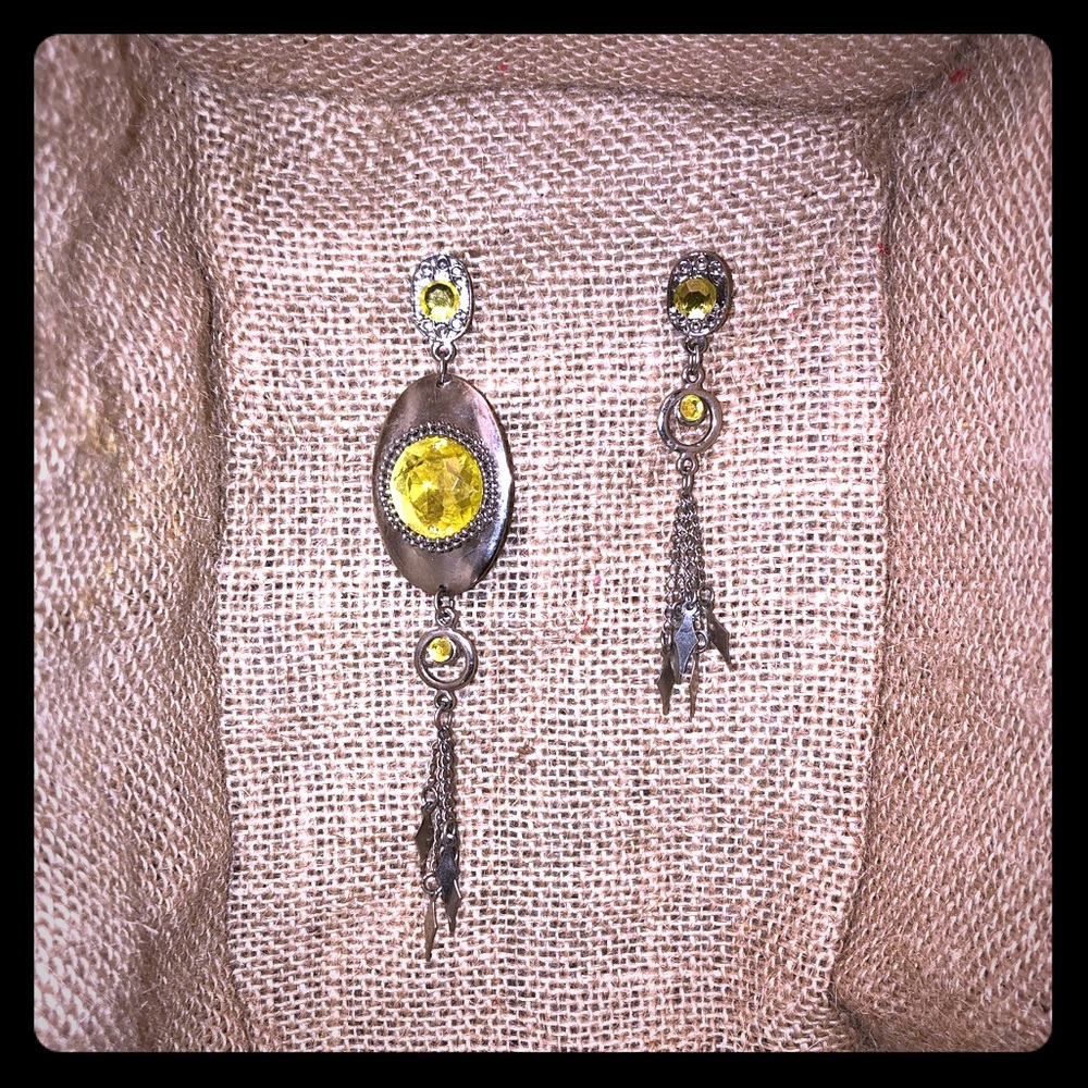 Earring 🧞‍♀️😻